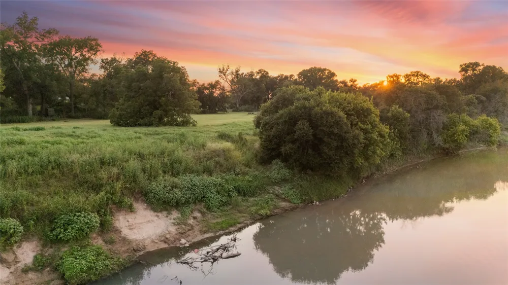 Horseshoe Bend Road Waco, TX 76708