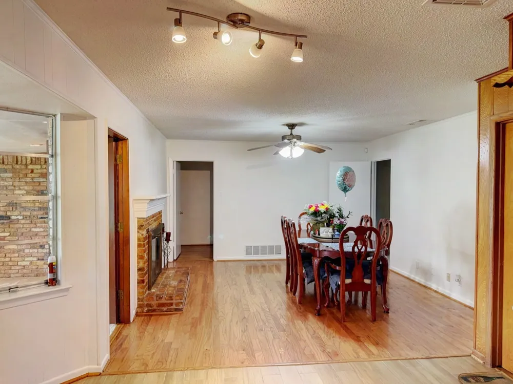 1617 Camara Court Grand Prairie, TX 75051