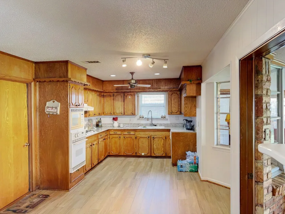 1617 Camara Court Grand Prairie, TX 75051
