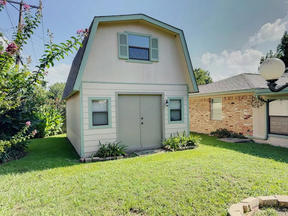 1617 Camara Court Grand Prairie, TX 75051