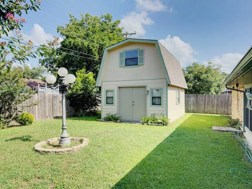 1617 Camara Court Grand Prairie, TX 75051