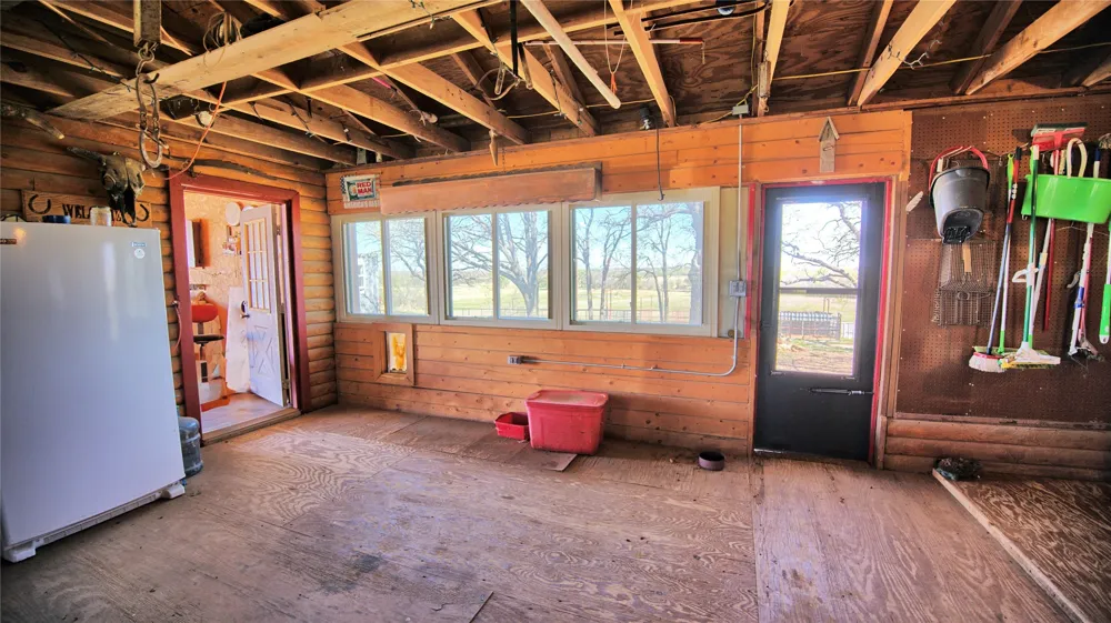 4179 Rock Springs School Road Nocona, TX 76255