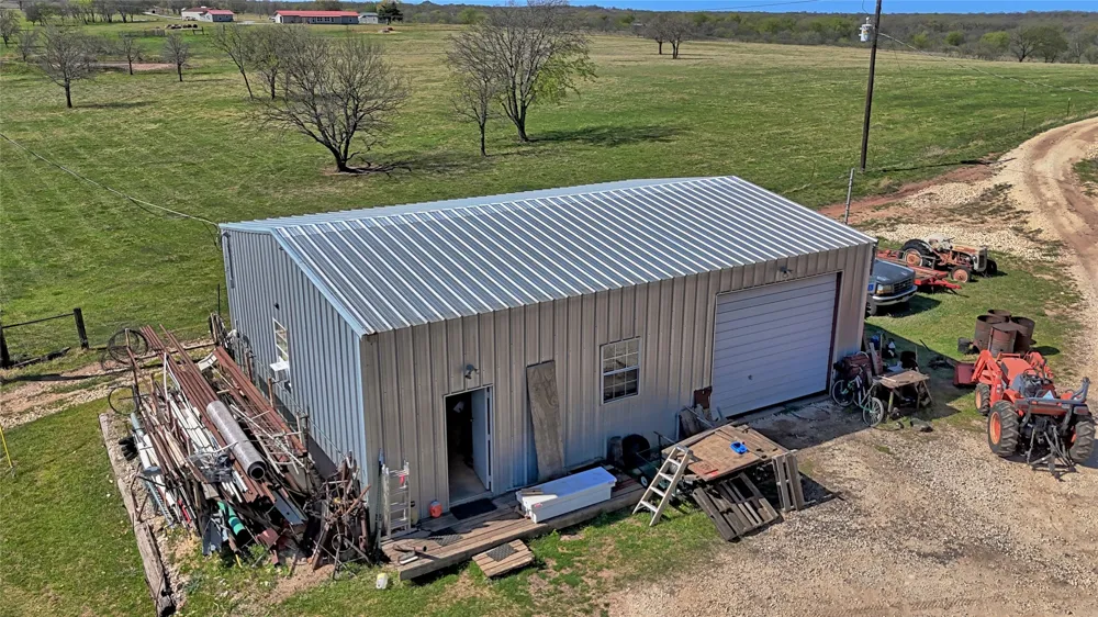 4179 Rock Springs School Road Nocona, TX 76255