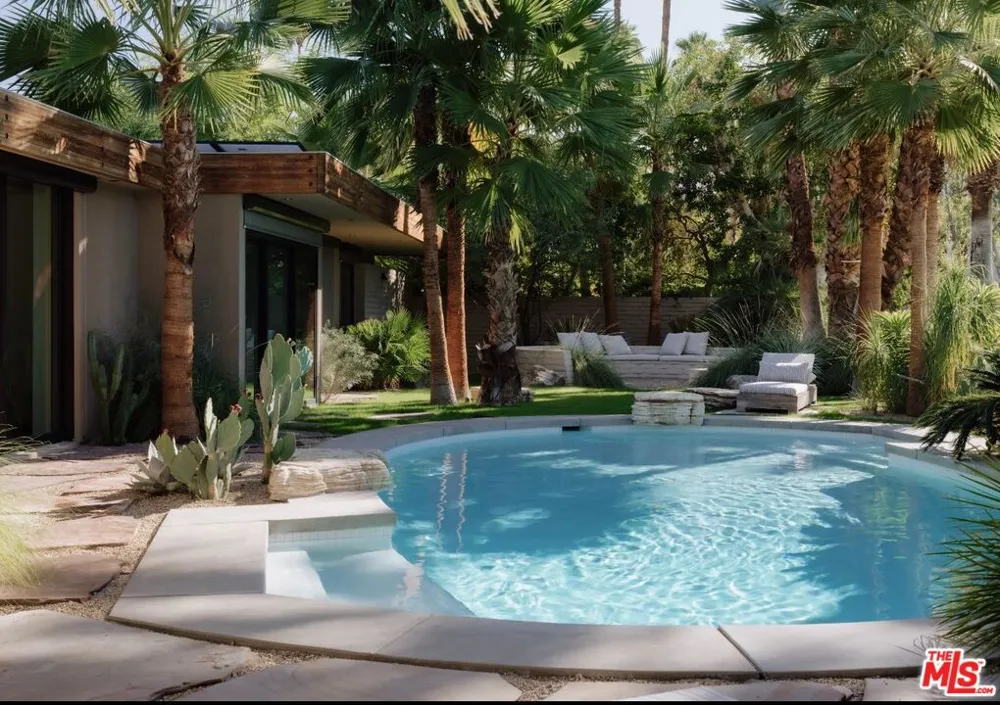 40281 Sand Dune Road Rancho Mirage, CA 92270