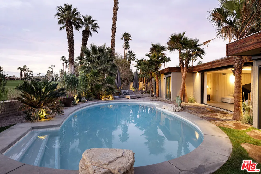 40281 Sand Dune Road Rancho Mirage, CA 92270