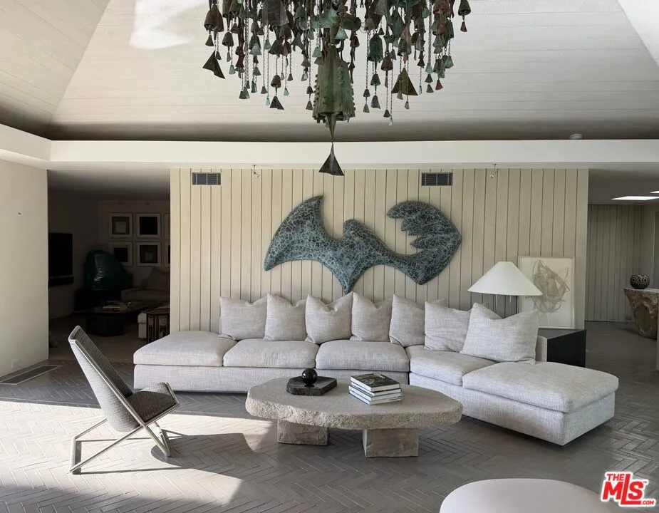 40281 Sand Dune Road Rancho Mirage, CA 92270