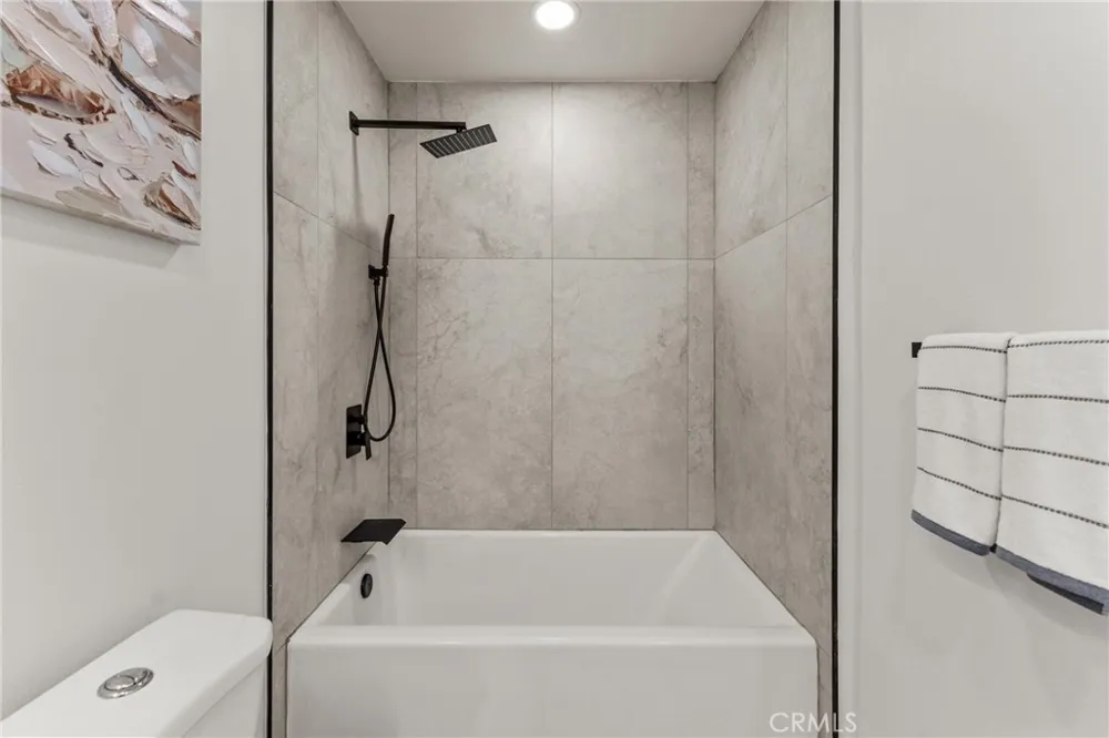 14138 Archwood Van Nuys, CA 91405