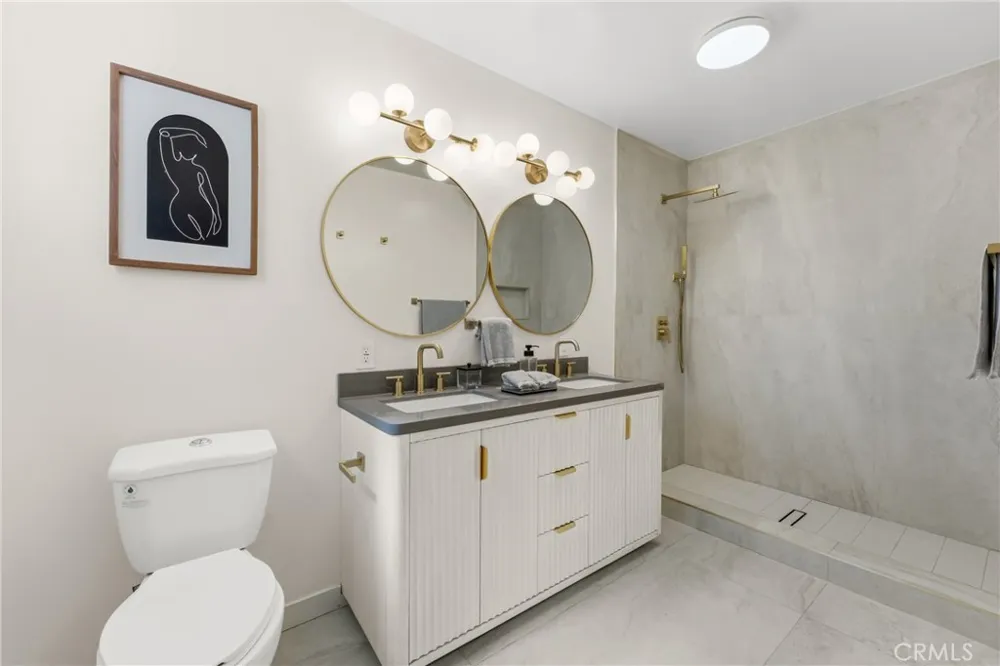 14138 Archwood Van Nuys, CA 91405