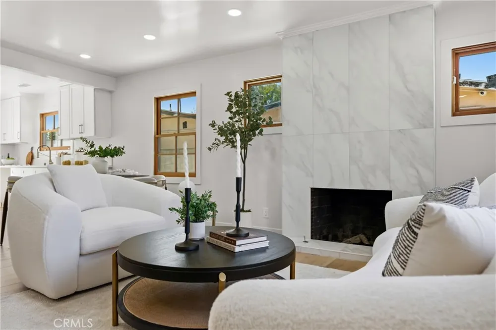 14138 Archwood Van Nuys, CA 91405
