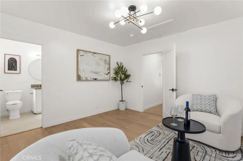 14138 Archwood Van Nuys, CA 91405
