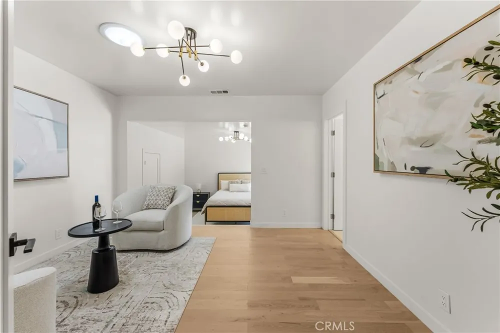 14138 Archwood Van Nuys, CA 91405