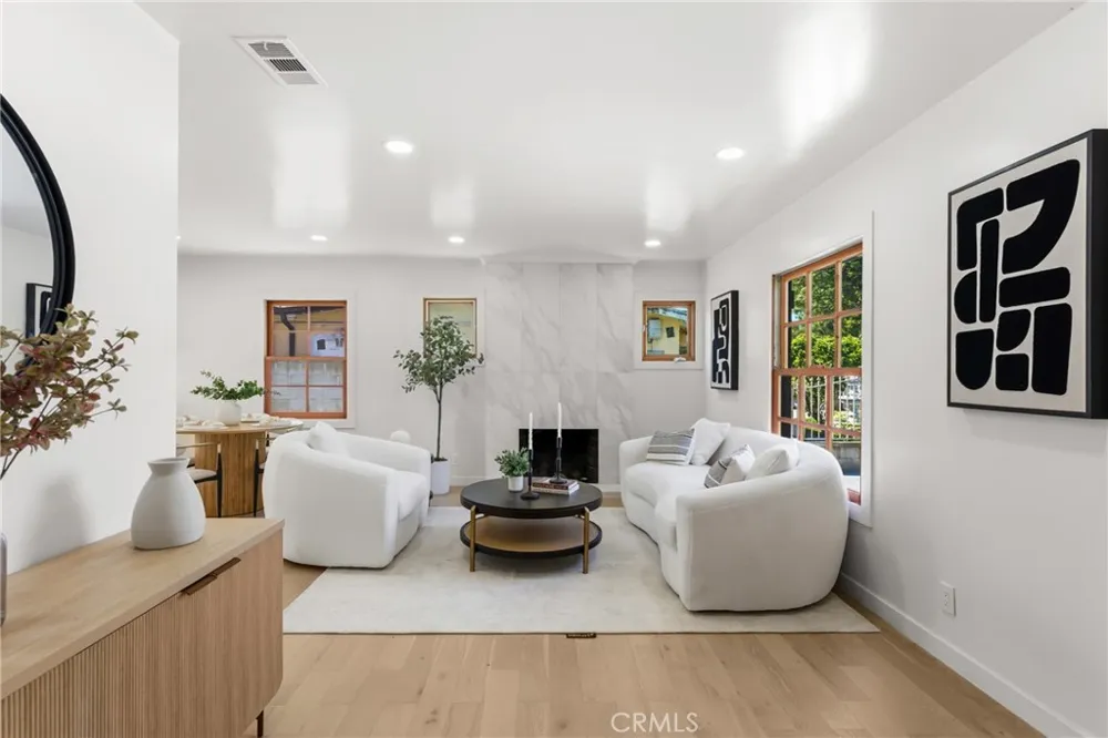 14138 Archwood Van Nuys, CA 91405