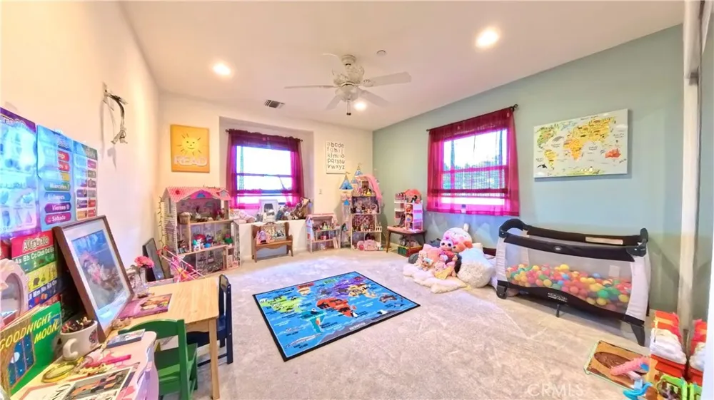 633 Sunnyhill Drive Los Angeles, CA 90065