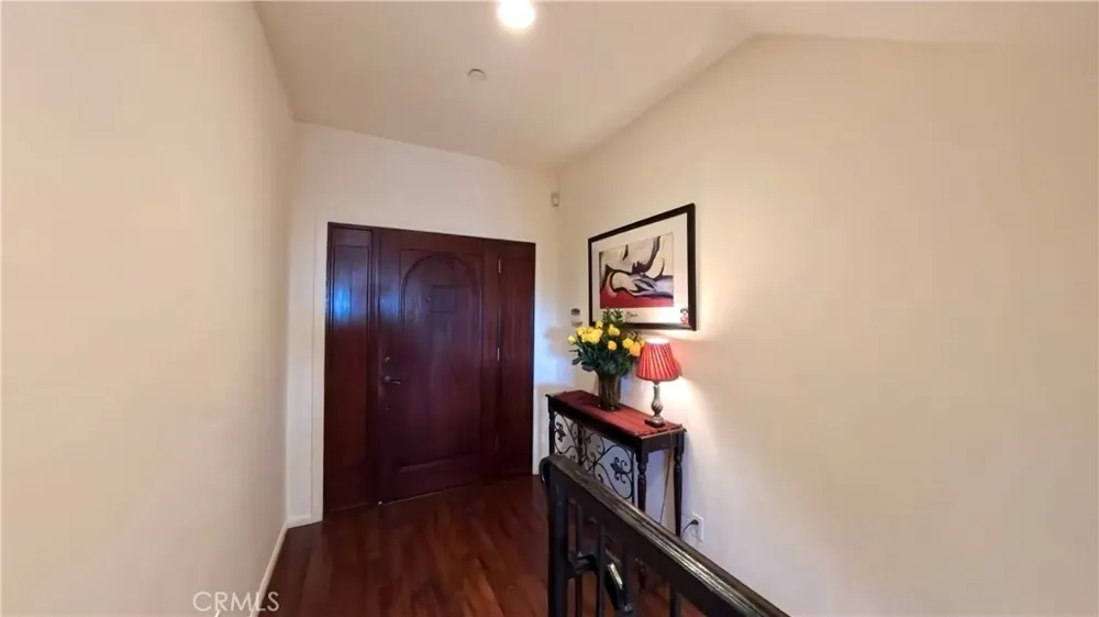 633 Sunnyhill Drive Los Angeles, CA 90065