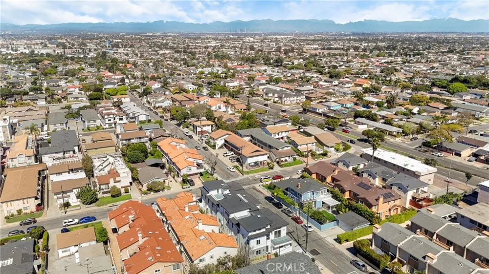2409 Perkins Ln Redondo Beach, CA 90278