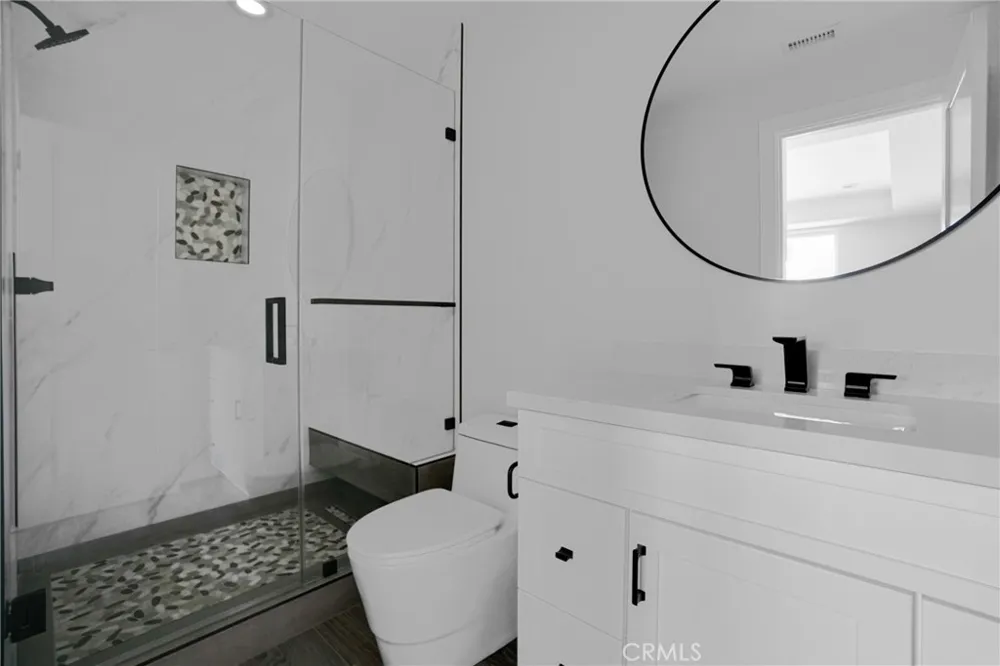 2409 Perkins Ln Redondo Beach, CA 90278