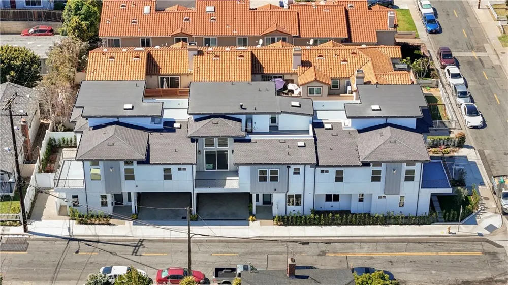 2409 Perkins Ln Redondo Beach, CA 90278