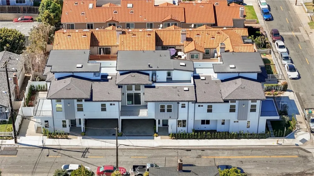 2409 Perkins Ln Redondo Beach, CA 90278