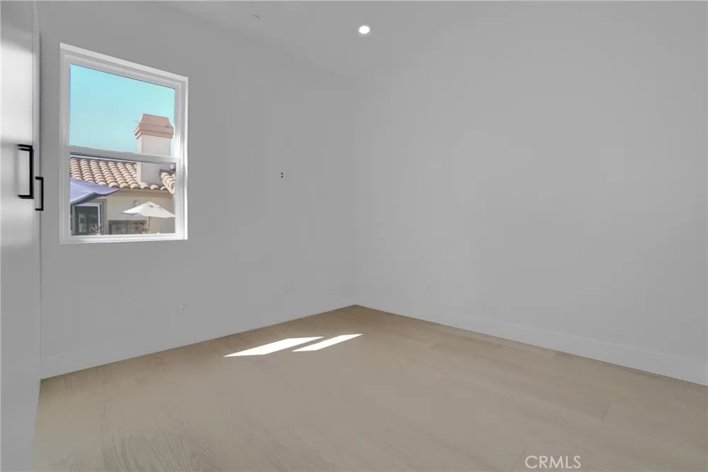 2409 Perkins Ln Redondo Beach, CA 90278