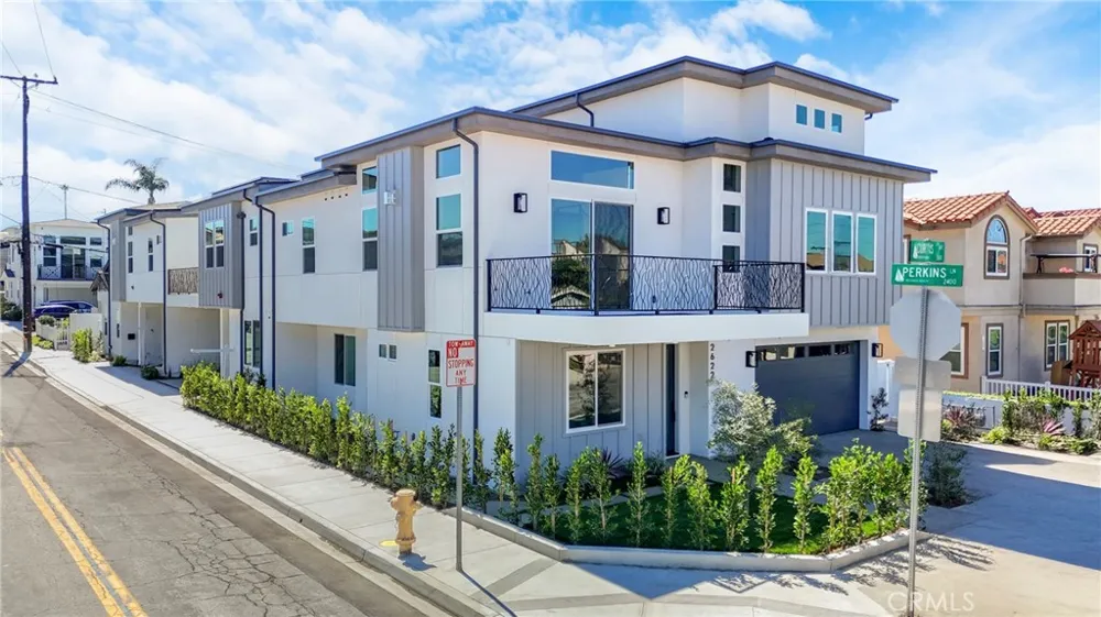 2409 Perkins Ln Redondo Beach, CA 90278