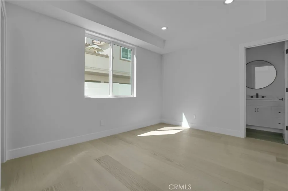 2409 Perkins Ln Redondo Beach, CA 90278