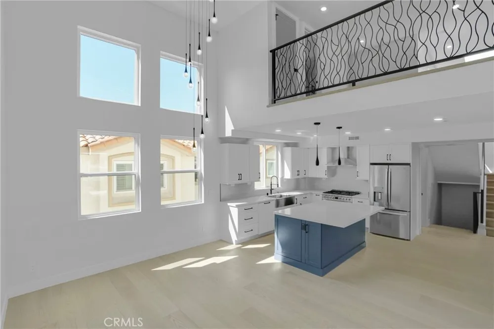 2409 Perkins Ln Redondo Beach, CA 90278