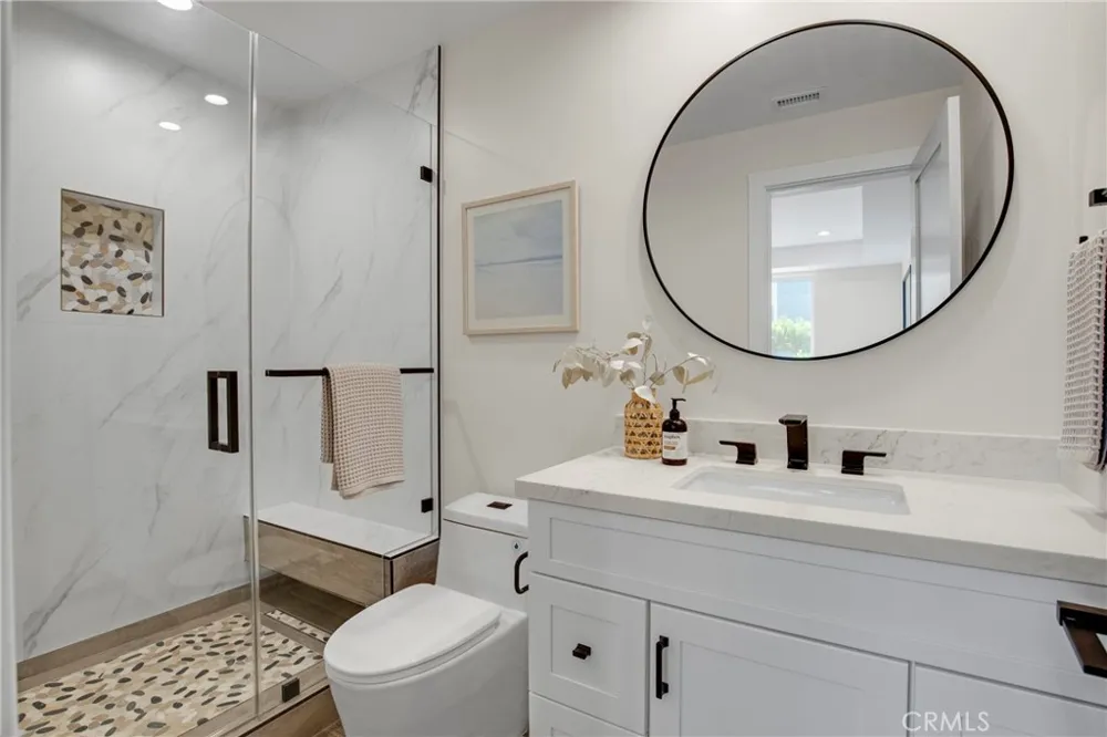 2409 Perkins Ln Redondo Beach, CA 90278