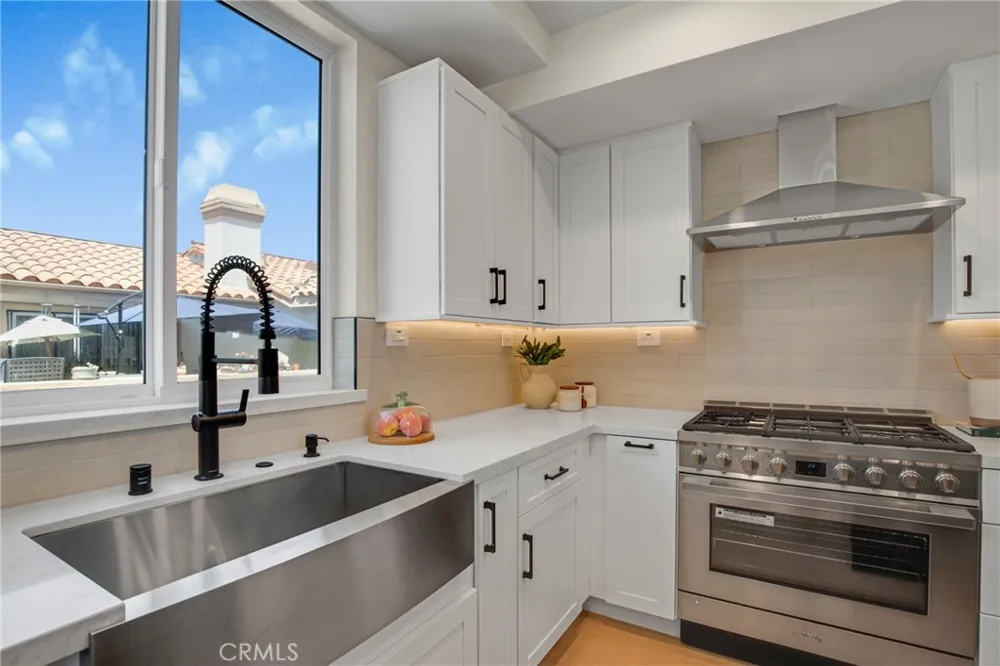 2409 Perkins Ln Redondo Beach, CA 90278
