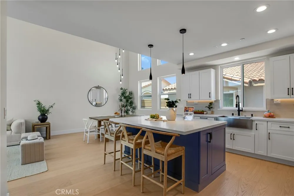 2409 Perkins Ln Redondo Beach, CA 90278