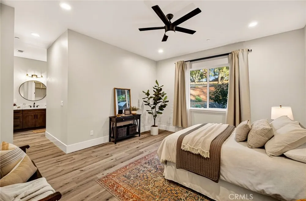 5772 Acorn Ridge Drive Paradise, CA 95969