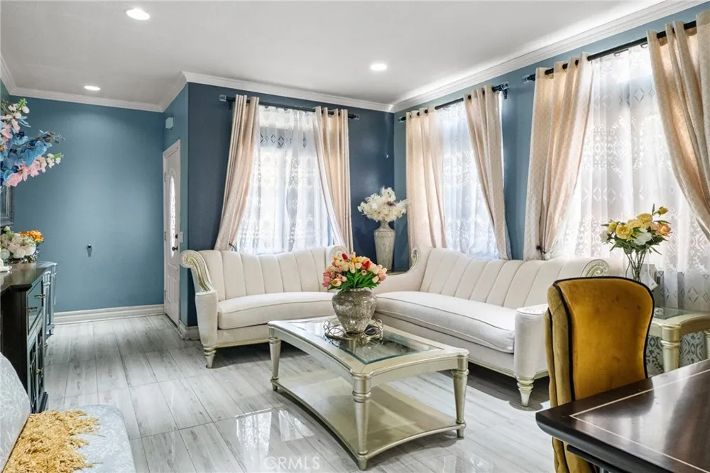 947 Via Camino #11 Wilmington, CA 90744