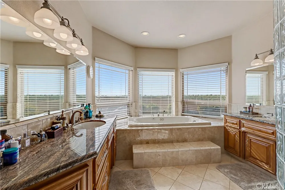 8499 Monte Cristo Livingston, CA 95334