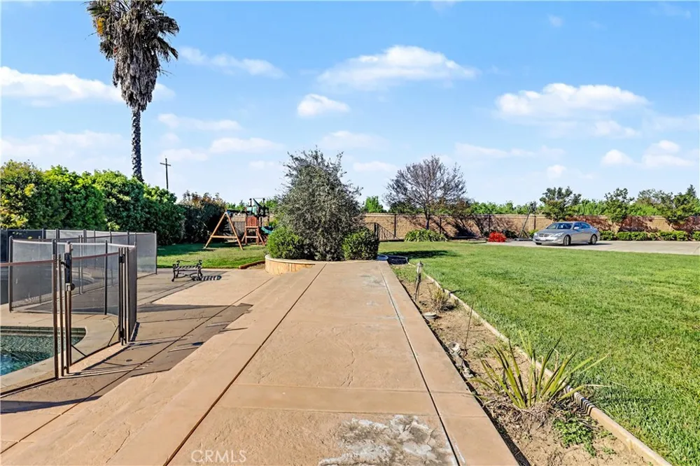 8499 Monte Cristo Livingston, CA 95334