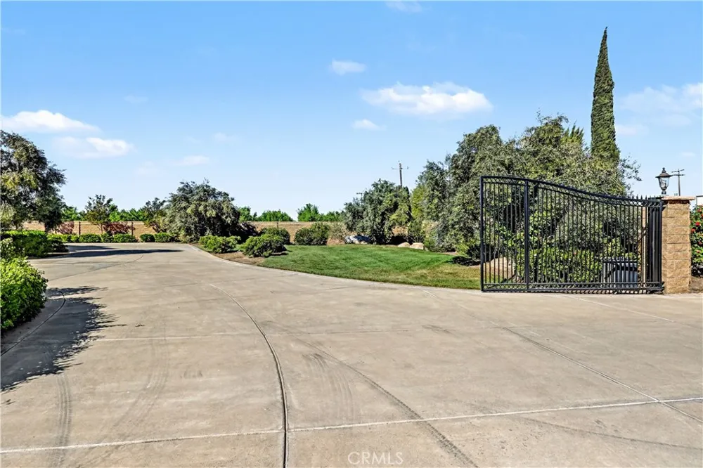8499 Monte Cristo Livingston, CA 95334