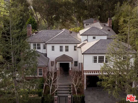 773 Amalfi Drive