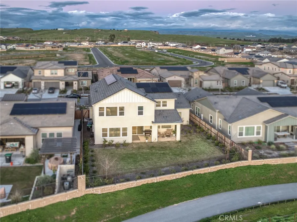 1042 Beaver Pond Madera, CA 93636