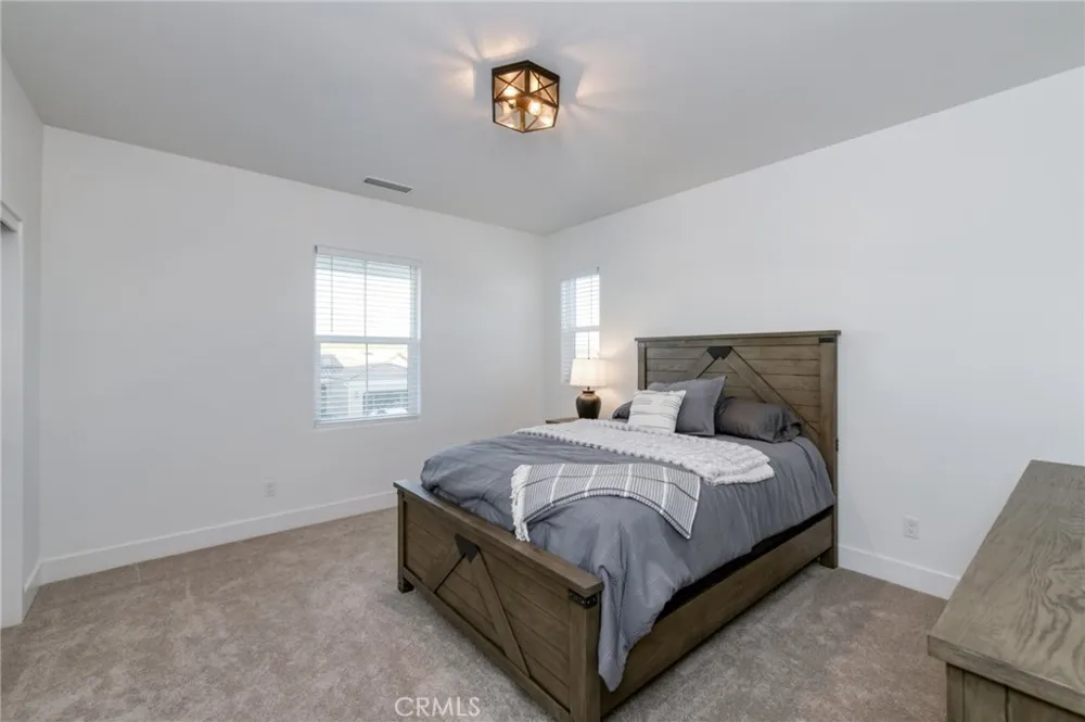 1042 Beaver Pond Madera, CA 93636