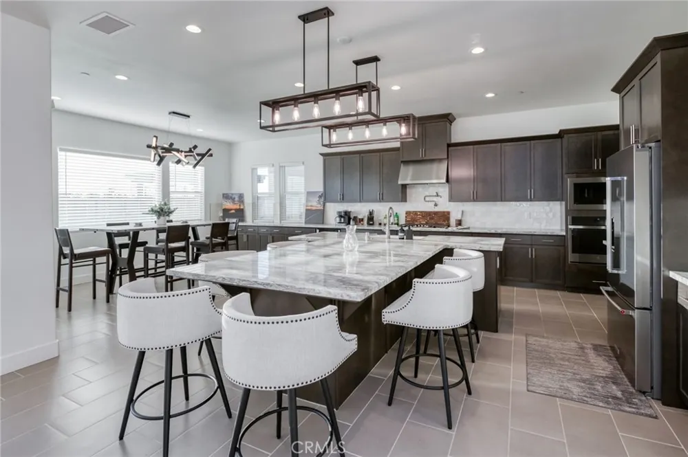 1042 Beaver Pond Madera, CA 93636