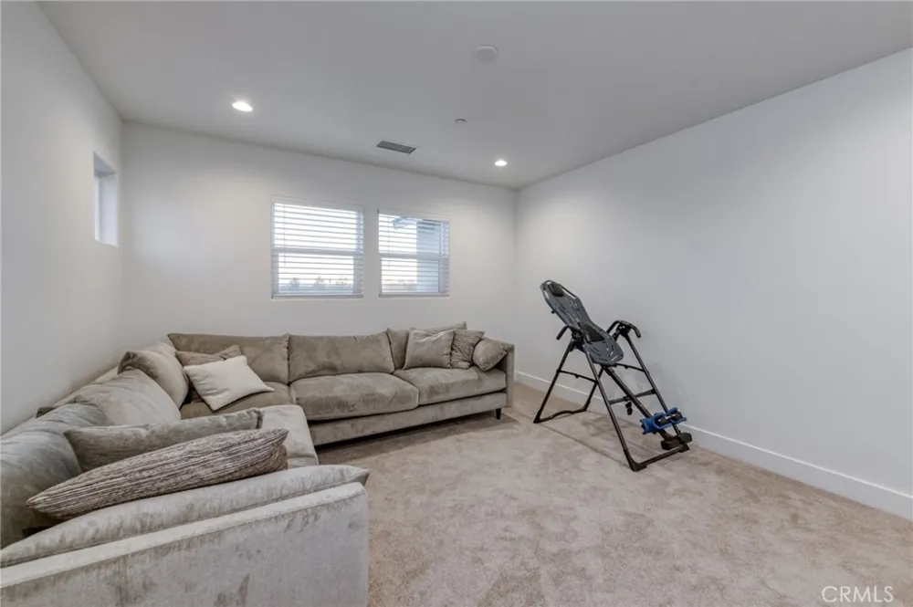 1042 Beaver Pond Madera, CA 93636