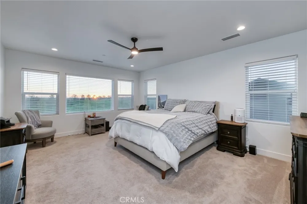 1042 Beaver Pond Madera, CA 93636