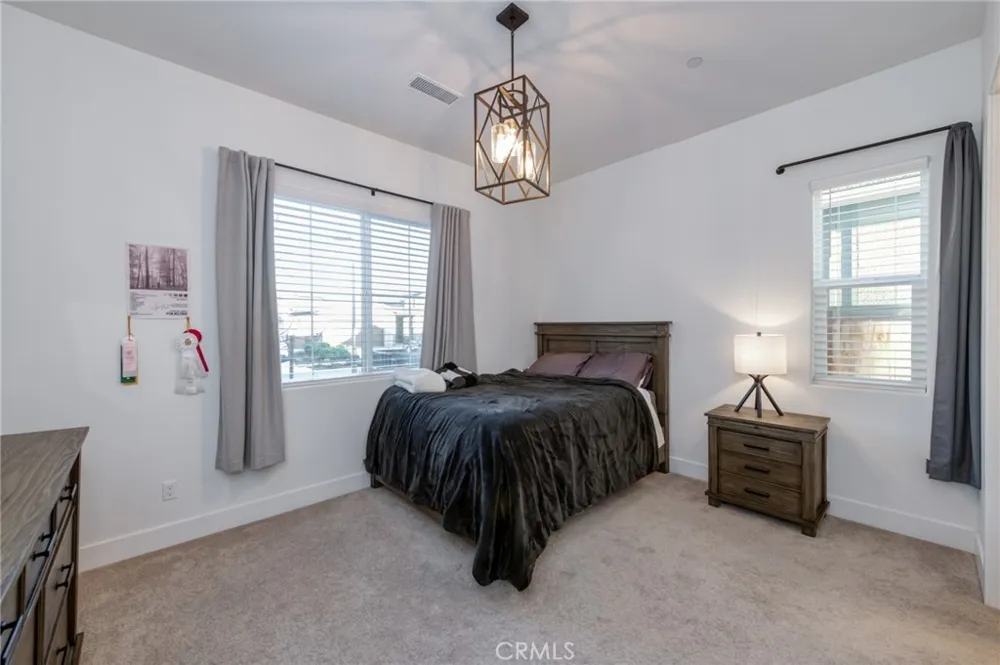1042 Beaver Pond Madera, CA 93636