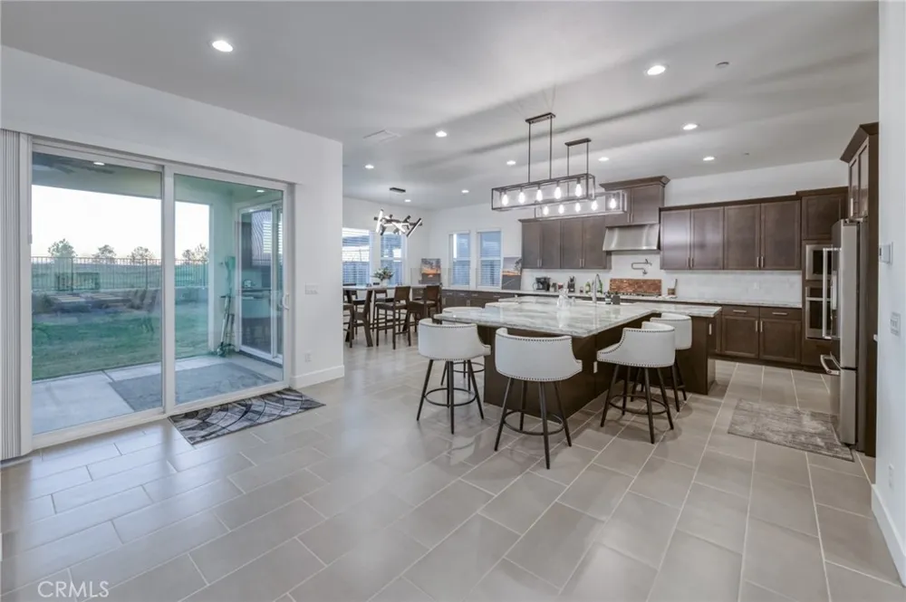 1042 Beaver Pond Madera, CA 93636