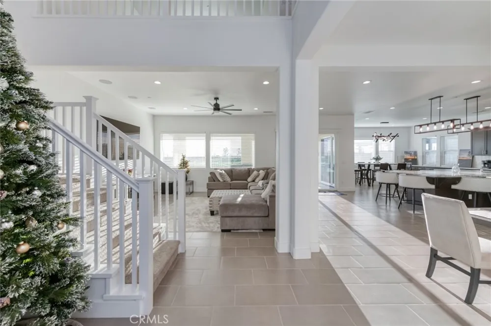 1042 Beaver Pond Madera, CA 93636