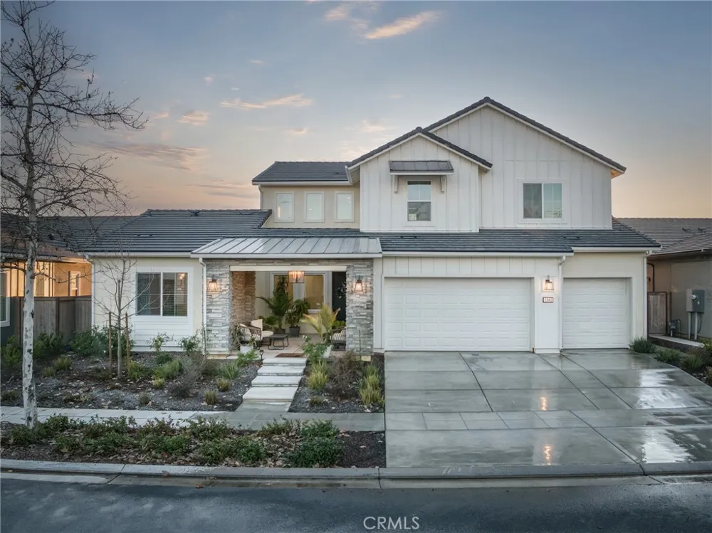 1042 Beaver Pond Madera, CA 93636