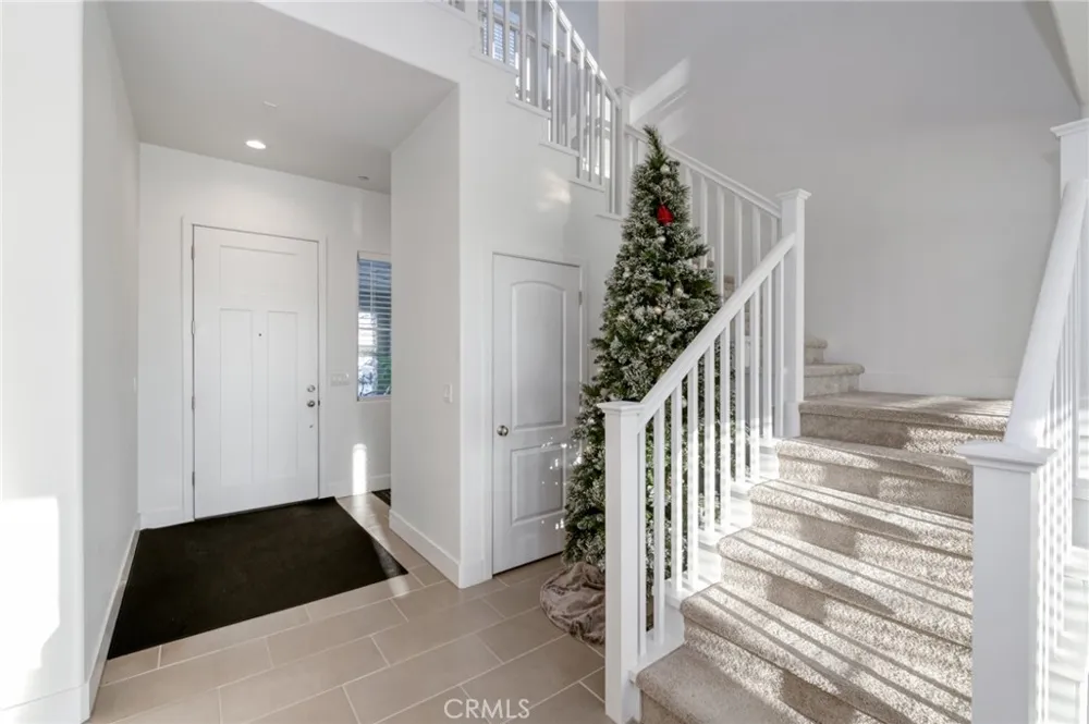 1042 Beaver Pond Madera, CA 93636
