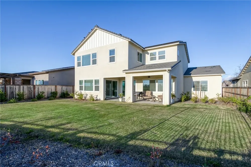 1042 Beaver Pond Madera, CA 93636