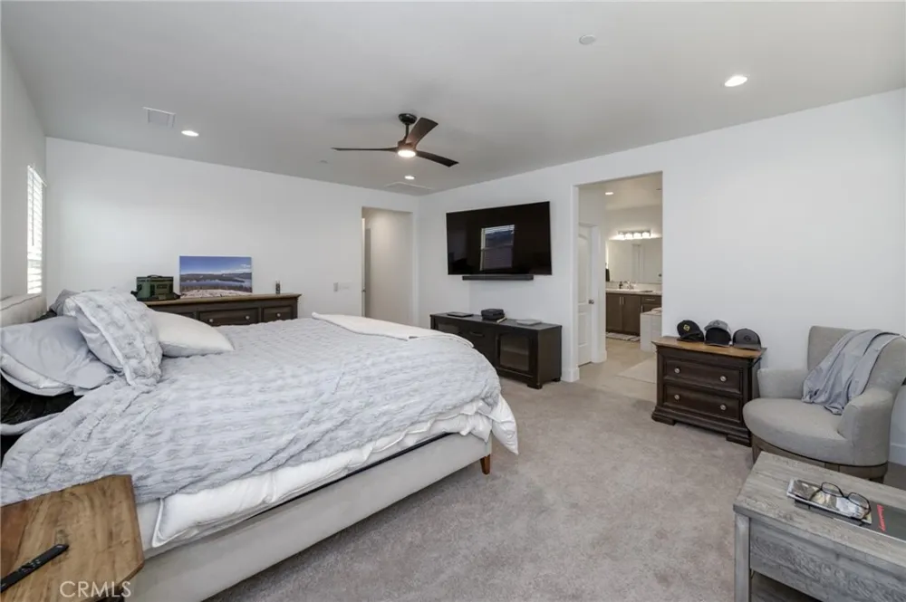 1042 Beaver Pond Madera, CA 93636