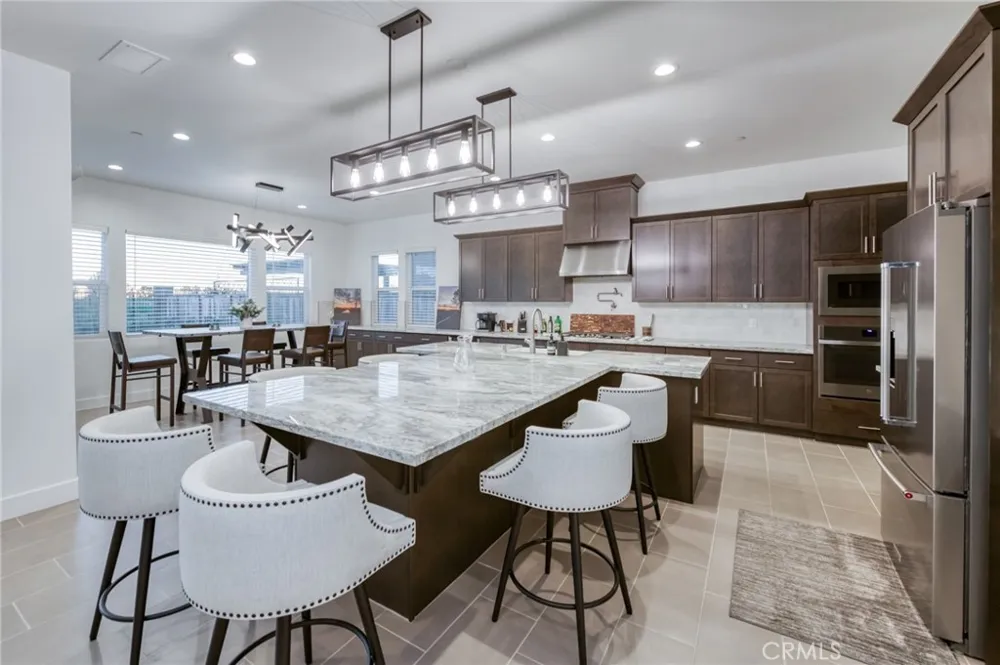 1042 Beaver Pond Madera, CA 93636
