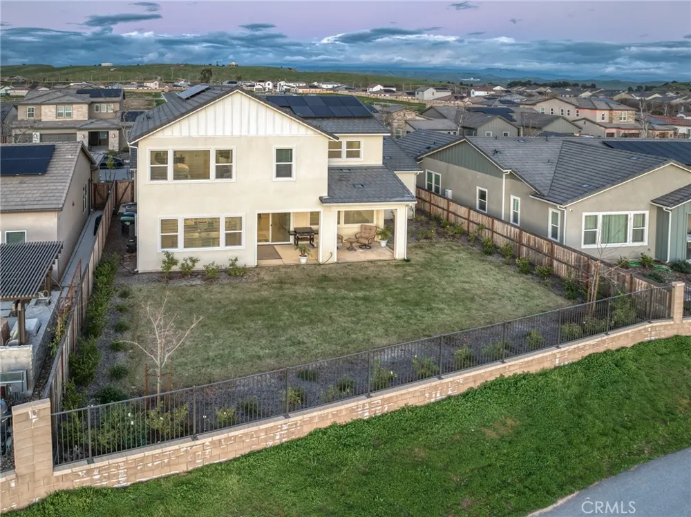 1042 Beaver Pond Madera, CA 93636