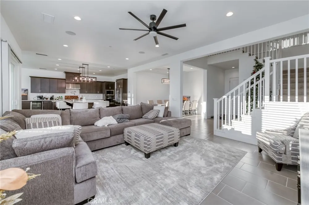 1042 Beaver Pond Madera, CA 93636